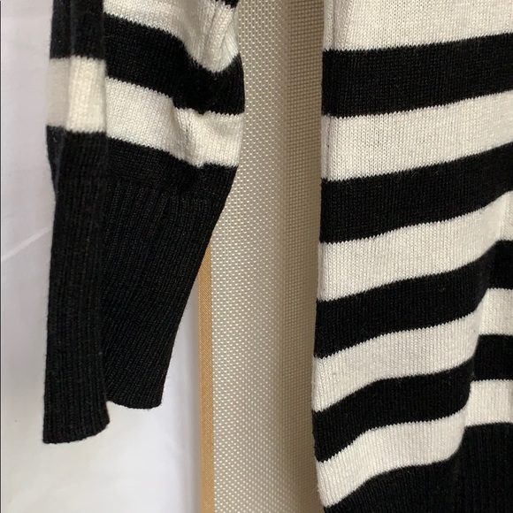 Club Monaco Cowl Neck Sweater - Picture 4 of 5